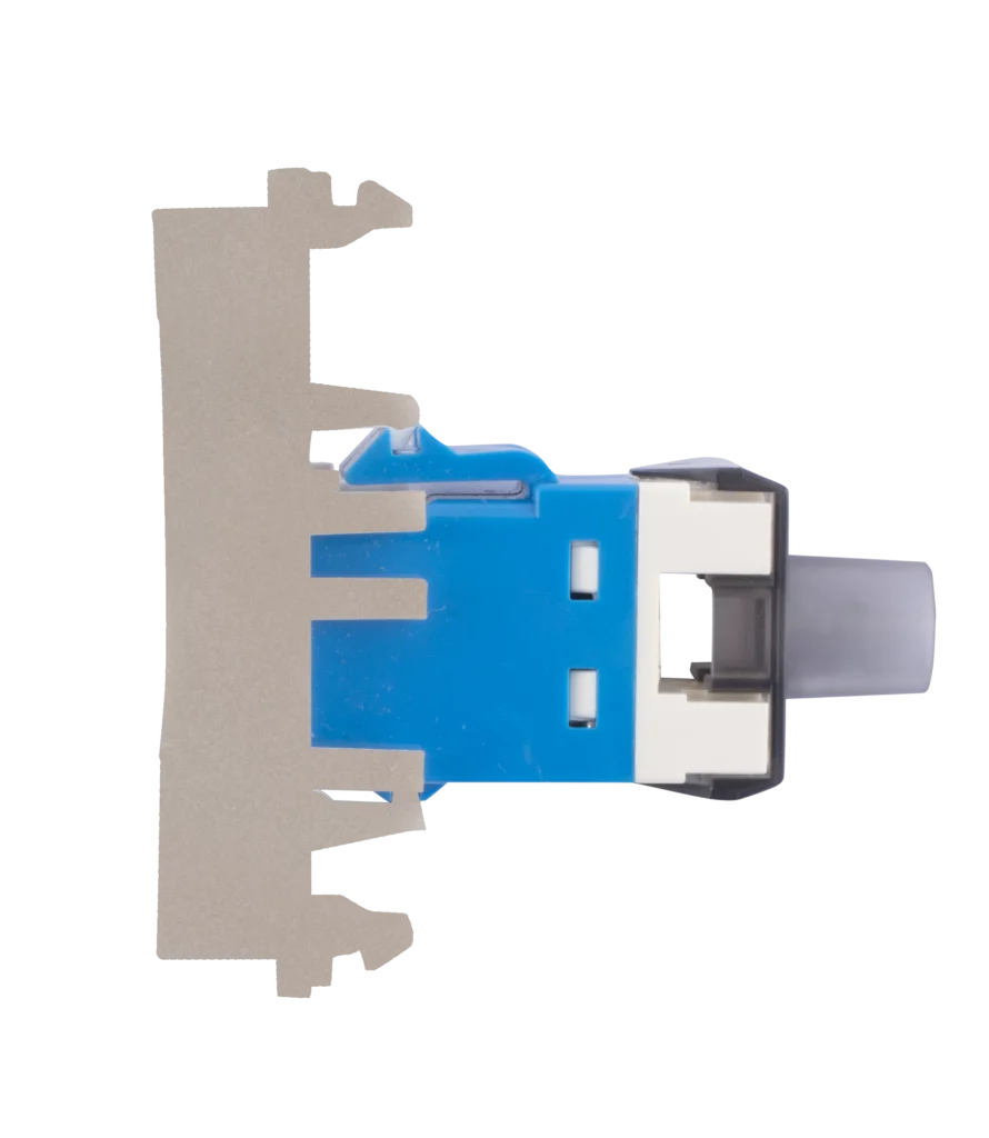 Computer-socket-CAT6-with-shutter-Plat-CRV-66684